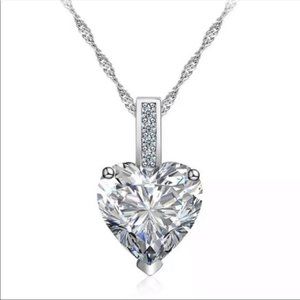 Beautiful Heart Pendant Saphire Necklace New